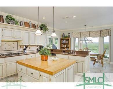 Kitchen. the views will simply captivate you / sun