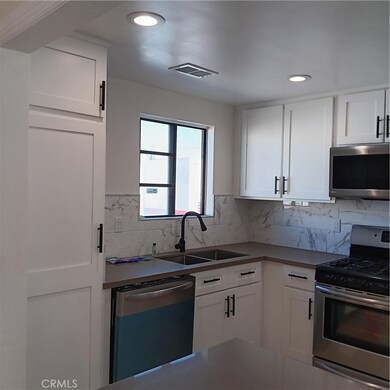 1419 W 179th St unit 16, Gardena, CA 90248 - photo 2