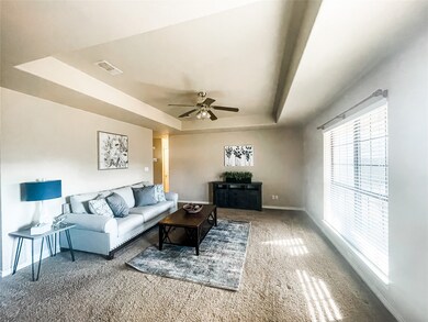 1303 S Howeth St, Gainesville, TX 76240 - photo 5