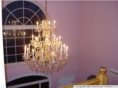 320 Bayview Ave, Staten Island, NY 10309 - photo 6