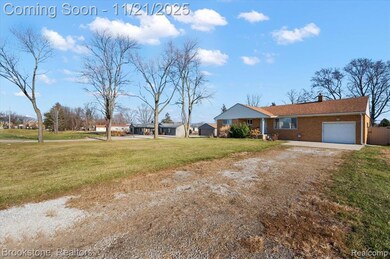 38226 S Groesbeck Hwy, Clinton Township, MI 48036 - photo 7