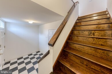 137 W Lee St unit 2, Baltimore, MD 21201 - photo 5