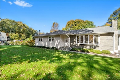 44 Old Post Rd, Westerly, RI 02891 - photo 3