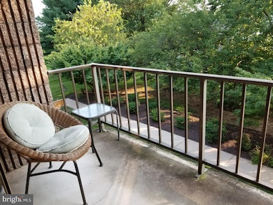 78 Oakridge Dr, Langhorne, PA 19047 - photo 2