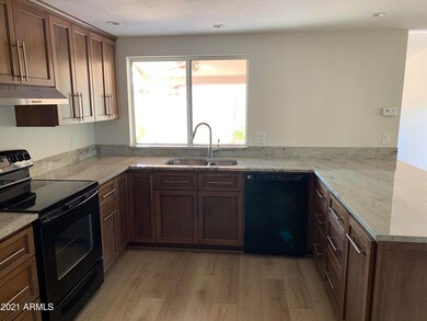 2014 N Arrowhead Dr, Chandler, AZ 85224 - photo 6