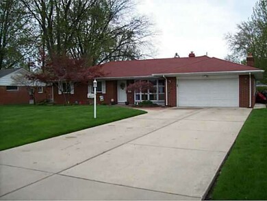 4221 Cypress Ave, Toledo, OH 43623 - photo 2