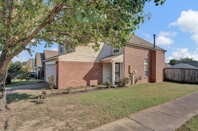 View of front facade featuring a garage and a fron