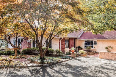 615 Oak Hill Rd, Middletown, NJ 07748 - photo 2