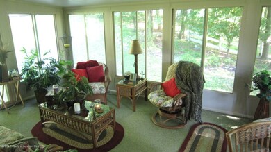 196 Decker Rd, Jermyn, PA 18433 - photo 5