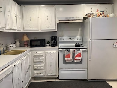 2300 NE 1st Ln unit 107, Boynton Beach, FL 33435 - photo 4