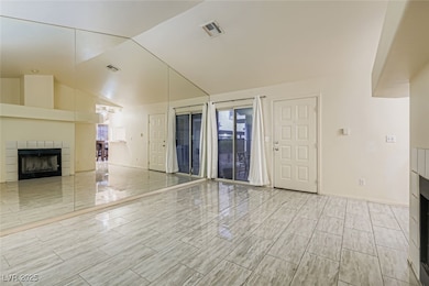 5365 Angler Cir unit 101, Las Vegas, NV 89122 - photo 6