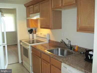 6048 Bonnie Bern Ct, Burke, VA 22015 - photo 6