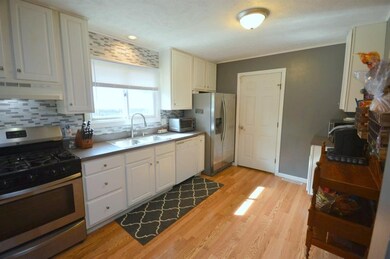 2915 Providence Dr, Mishawaka, IN 46544 - photo 3