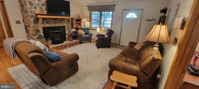 400 Highview Ln, Berkeley Springs, WV 25411 - photo 3