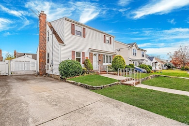 18 Jasper St S, Valley Stream, NY 11580 - photo 3