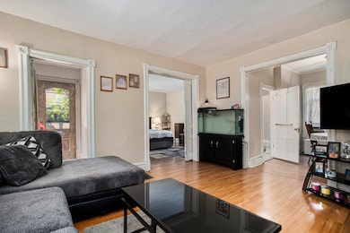 005_410_bidwell_st_albion_mi_49224_2_of_