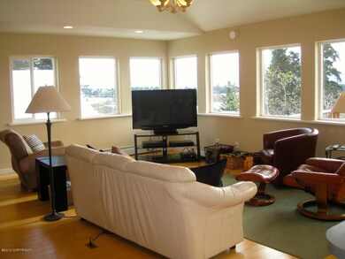 lots of windows and view!