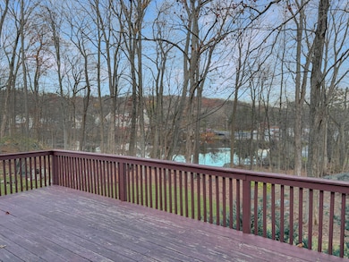 88 Rockridge Ln, Stamford, CT 06903 - photo 6