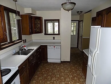 56 Woodgate Ct, Manchester, NH 03103 - photo 7