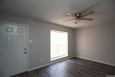 2108 Scotty Ct, Little Rock, AR 72204 - photo 2