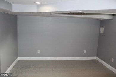 1236 Brewster St, Halethorpe, MD 21227 - photo 6