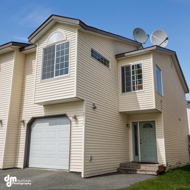 Exterior Front_1Q8A0262-FULL