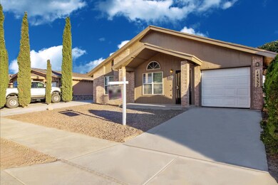 14332 Bryce Dr, Horizon City, TX 79928 - photo 2