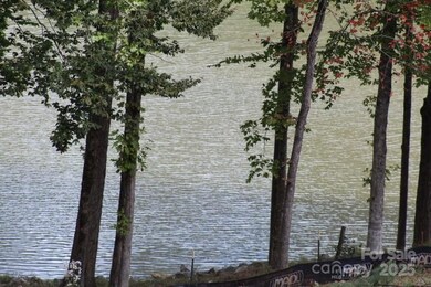 5832 Kaylee Ann Dr unit 15, Sawmills, NC 28630 - photo 3