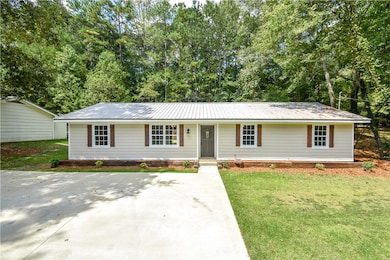 128 Brookside Dr, Alexander City, AL 35010 - photo 2