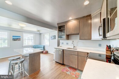 2400 N Chambliss St, Alexandria, VA 22311 - photo 4