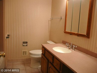 14717 Flintstone Ln, Silver Spring, MD 20905 - photo 6