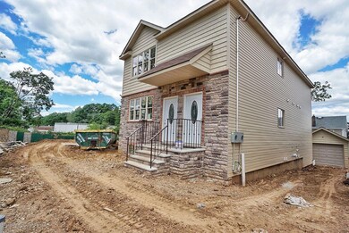 31 Howe St, Staten Island, NY 10310 - photo 4