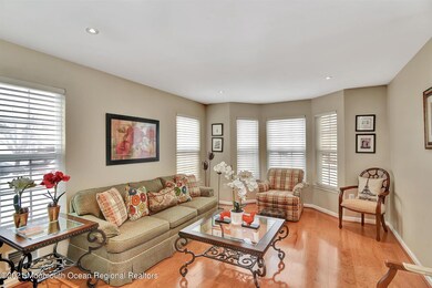 06-Living Room