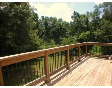Patio/Deck. Park-like setting.