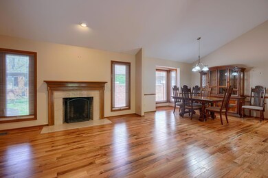 5791 Bastille PL (24)