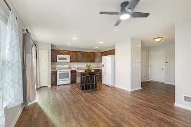 255 Wildmeadow Ln, Woodstock, IL 60098 - photo 5