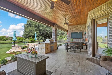 1718 Bent Tree Ct, Granbury, TX 76049 - photo 6