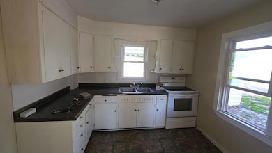 209 W Euclid Ave, Barron, WI 54812 - photo 7