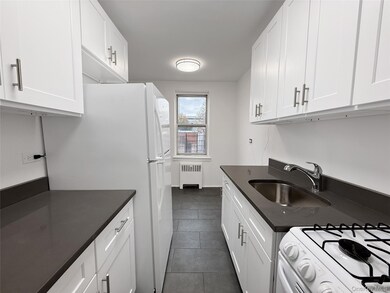 2630 Kingsbridge Terrace unit 5TU, Bronx, NY 10463 - photo 5