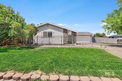 1039 Blake St N, Twin Falls, ID 83301 - photo 2