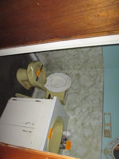 Basement half bath
