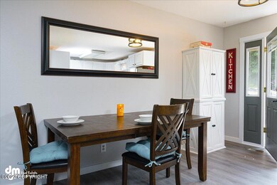 05-Dining_MAX0386