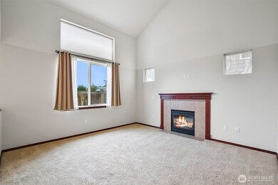 9212 11th Place NE unit B, Lake Stevens, WA 98258 - photo 4