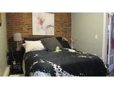 4 Michelangelo St unit 4, Boston, MA 02113 - photo 4