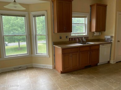 41 Rockrose Dr, East Greenbush, NY 12061 - photo 6