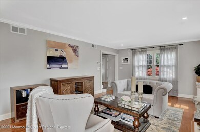 09-Living Room