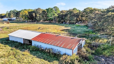 153 Hitching Post Ln, Cartwright, OK 74731 - photo 3