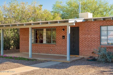 X Exterior Photos (14)