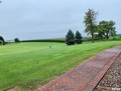 1570 Liberty Rd, Jacksonville, IL 62650 - photo 5