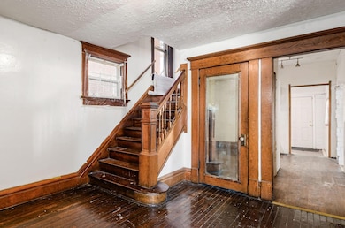 003_Ave Columbus OH 43206 USA